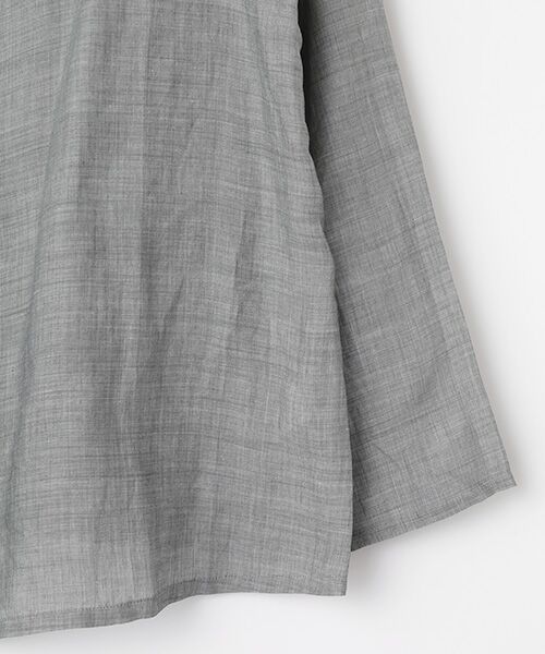 Mademoiselle NON NON / マドモアゼルノンノン シャツ・ブラウス | リヨセル/ラミー交織シャンブレー ノーカラーブラウス | 詳細3