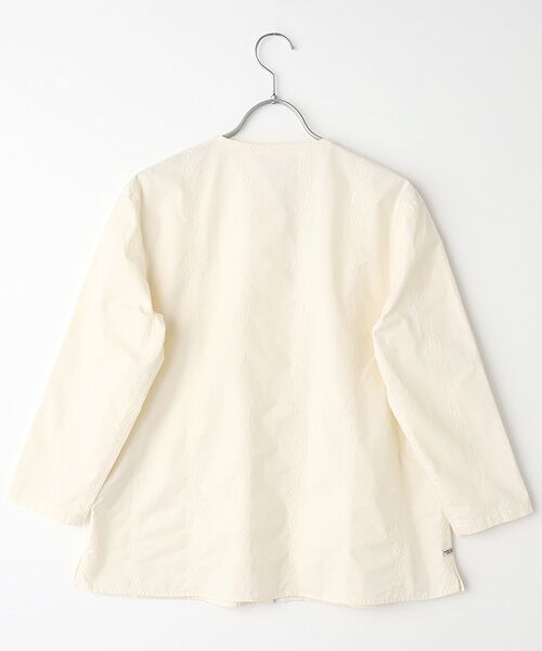 Mademoiselle NON NON / マドモアゼルノンノン シャツ・ブラウス | タイプライター ロゴ&フラワーストライプ刺繍ブラウス | 詳細1