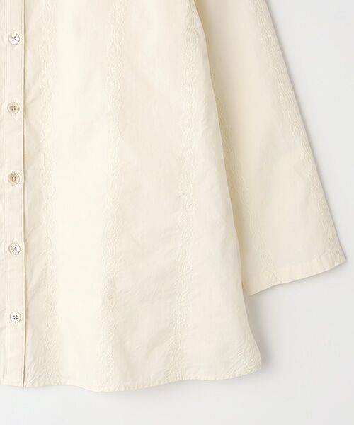 Mademoiselle NON NON / マドモアゼルノンノン シャツ・ブラウス | タイプライター ロゴ&フラワーストライプ刺繍ブラウス | 詳細3