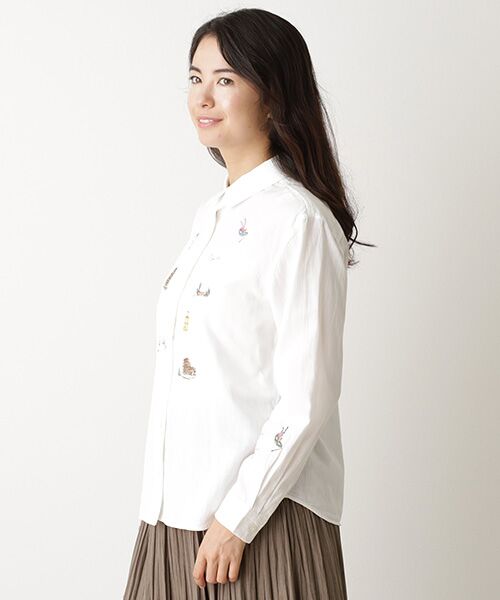 コットンツイルセルビッチ 飛び柄刺繍入りダンガリーシャツ