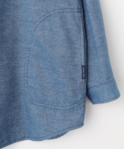 Mademoiselle NON NON / マドモアゼルノンノン シャツ・ブラウス | Knock On Wood´モチーフ刺繍入り チュニックシャツ | 詳細3