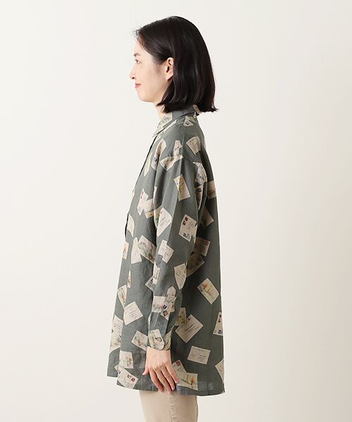 Mademoiselle NON NON / マドモアゼルノンノン シャツ・ブラウス | リネンプリント ポストカード柄プルオーバー型チュニック | 詳細7