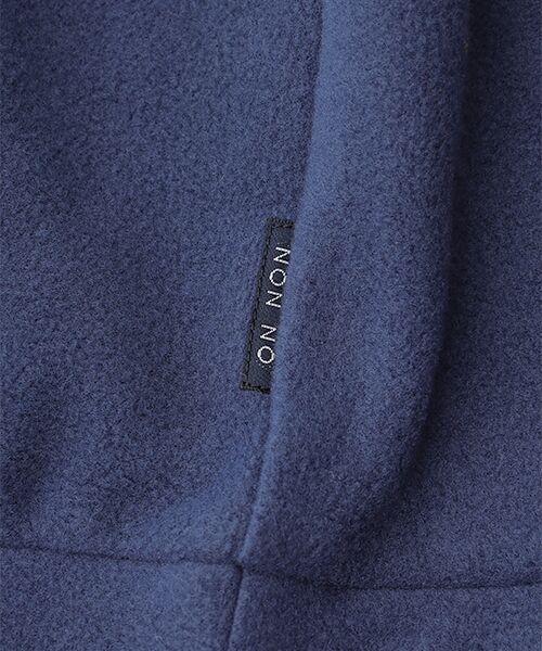 Mademoiselle NON NON / マドモアゼルノンノン その他トップス | トスカーナフリース 飛ビ柄刺繍入リトレーナー | 詳細5