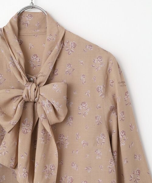Mademoiselle NON NON / マドモアゼルノンノン シャツ・ブラウス | レーヨンプリント ミニローズ柄ボウタイブラウス | 詳細2