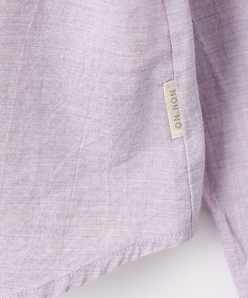 Mademoiselle NON NON / マドモアゼルノンノン シャツ・ブラウス | シャンブレーガーゼワッシャー ビオラ刺繍入りブラウス | 詳細5