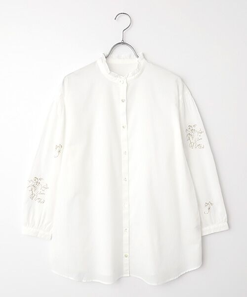Mademoiselle NON NON / マドモアゼルノンノン シャツ・ブラウス | シャンブレーガーゼワッシャー ビオラ刺繍入りフリルカラーチュニックブラウス（オフ）