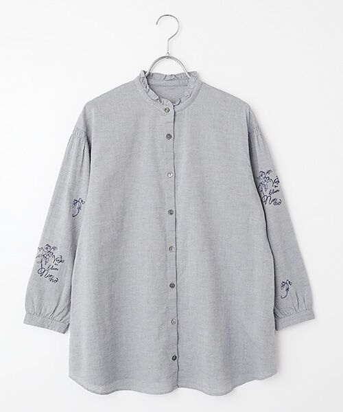 Mademoiselle NON NON / マドモアゼルノンノン シャツ・ブラウス | シャンブレーガーゼワッシャー ビオラ刺繍入りフリルカラーチュニックブラウス（ネイビー）