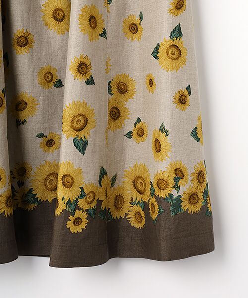 Mademoiselle NON NON / マドモアゼルノンノン ロング・マキシ丈スカート | リネンプリント SUNFLOWER柄ギャザーフレアースカート | 詳細3