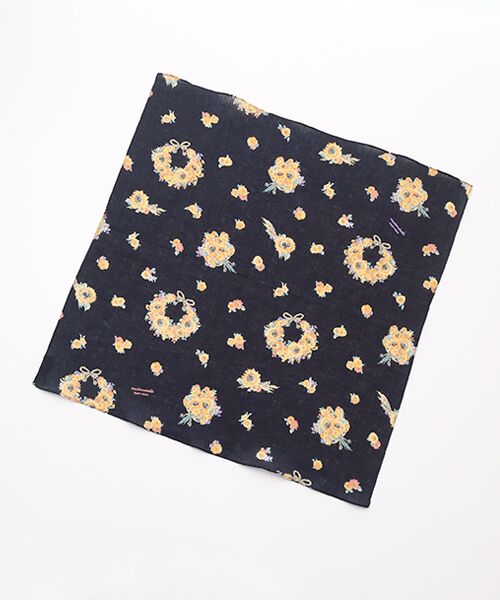 Mademoiselle NON NON / マドモアゼルノンノン ハンカチ | フラワーリースブーケプリントハンカチ（ダークネイビー）