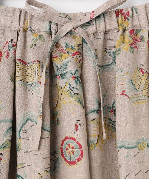 Mademoiselle NON NON / マドモアゼルノンノン ロング・マキシ丈スカート | リネンプリント リゾートハワイ柄車ひだタックスカート | 詳細1