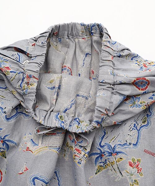 Mademoiselle NON NON / マドモアゼルノンノン ロング・マキシ丈スカート | リネンプリント リゾートハワイ柄車ひだタックスカート | 詳細5