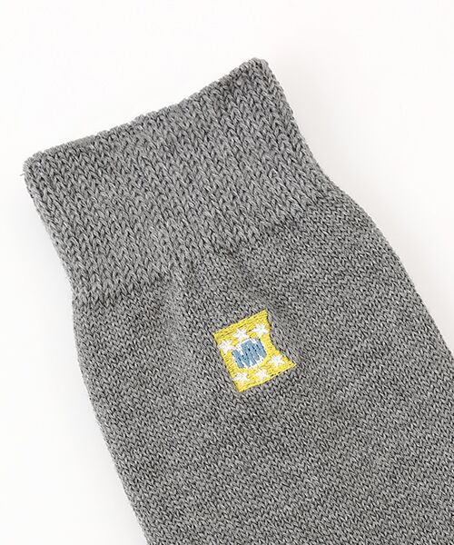 Mademoiselle NON NON / マドモアゼルノンノン ソックス | メンコ―マ無地 フラッグ刺繍ソックス | 詳細4