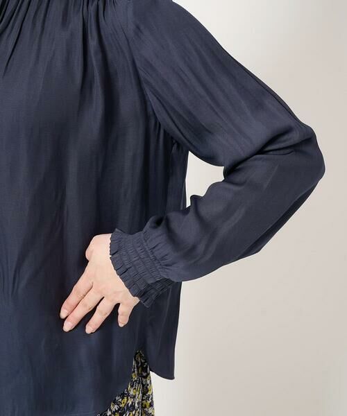 Maison de CINQ / メゾン ドゥ サンク シャツ・ブラウス | 【小さいサイズ】シャーリングデザインサテンブラウス/接触冷感/洗える/セットアップ対応 | 詳細14