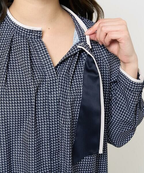 Maison de CINQ / メゾン ドゥ サンク シャツ・ブラウス | 【小さいサイズ】ドット幾何柄ボウタイ付きブラウス/洗える | 詳細11