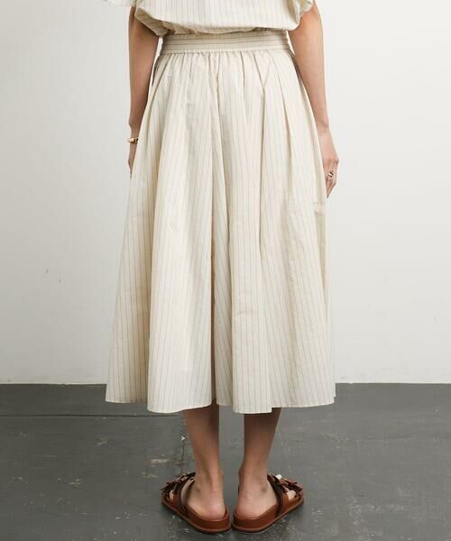 Maison de CINQ / メゾン ドゥ サンク ロング・マキシ丈スカート | [小さいサイズ]スピンドルギャザースカート ストライプ柄(ドライタッチ/セットアップ対応) | 詳細5