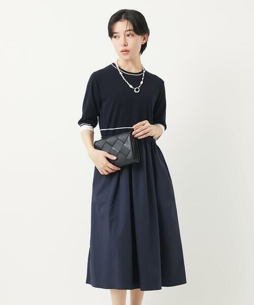 Maison de CINQ/メゾン ドゥ サンク タフタドッキング配色ボーダーニットワンピース ネイビー S Maison de CINQ/メゾン ドゥ サンク タフタドッキング配色ボーダーニットワンピース ネイビー S