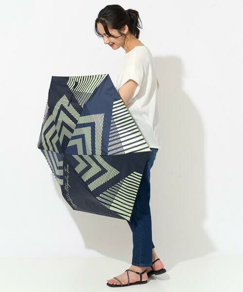 Maison de CINQ / メゾン ドゥ サンク 傘 | 【晴雨兼用】ストライプ幾何プリント折り畳み傘 | 詳細7