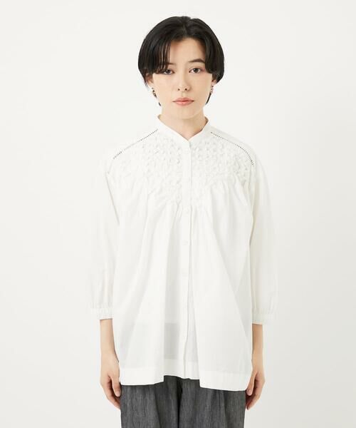 Maison de CINQ / メゾン ドゥ サンク シャツ・ブラウス | バンドカラーハンドスモッキング7分袖ブラウス | 詳細3