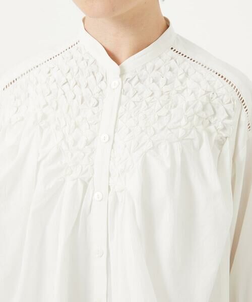 Maison de CINQ / メゾン ドゥ サンク シャツ・ブラウス | バンドカラーハンドスモッキング7分袖ブラウス | 詳細6