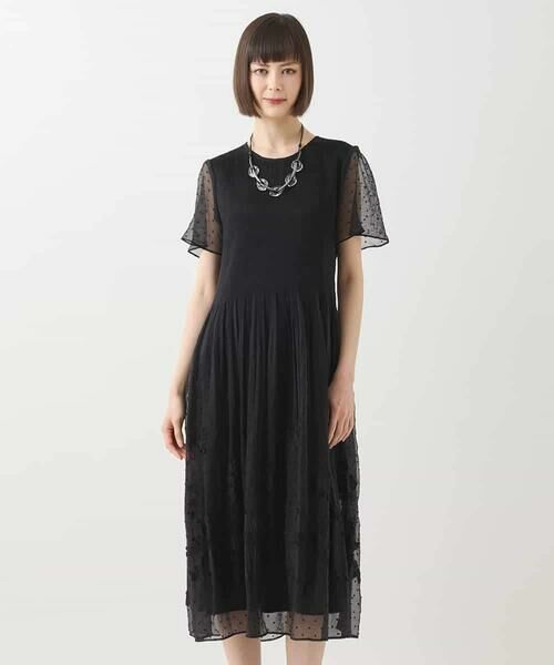 Maison de CINQ / メゾン ドゥ サンク ロング・マキシ丈ワンピース | 【小さいサイズ】ドットフラワーシャーリング切り替えワンピース | 詳細2