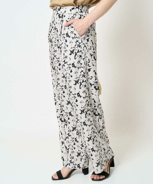 Maison de CINQ / メゾン ドゥ サンク チノ・ワークパンツ | 【小さいサイズ】フラワー柄ワイドパンツ/洗える | 詳細1