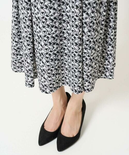 Maison de CINQ / メゾン ドゥ サンク ロング・マキシ丈ワンピース | 【小さいサイズ】ウエストタックジャージーワンピース（幾何柄・無地）/洗える | 詳細10