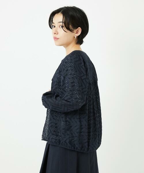 Maison de CINQ / メゾン ドゥ サンク シャツ・ブラウス | コットンエンブロイダリー羽織ブラウス | 詳細3