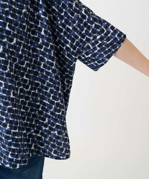Maison de CINQ / メゾン ドゥ サンク シャツ・ブラウス | ジオメトリックドルマンスリーブブラウス | 詳細7