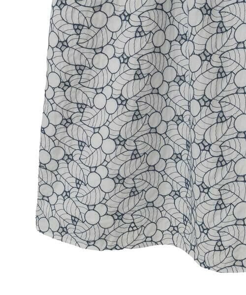 Maison de CINQ / メゾン ドゥ サンク ロング・マキシ丈ワンピース | アイレットリーフ刺繍ワンピース | 詳細12