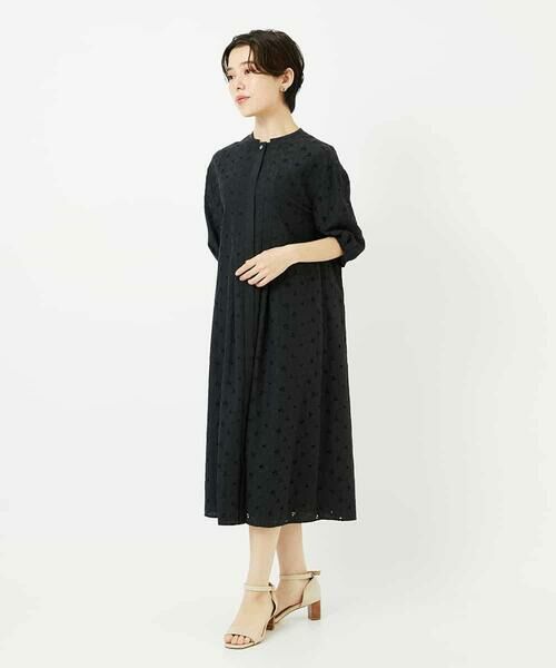 Maison de CINQ / メゾン ドゥ サンク ロング・マキシ丈ワンピース | アイレットリーフ刺繍ワンピース | 詳細17