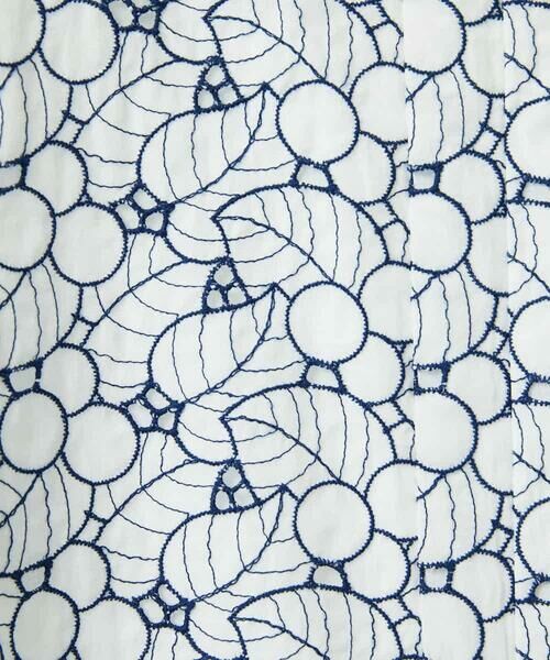 Maison de CINQ / メゾン ドゥ サンク ロング・マキシ丈ワンピース | アイレットリーフ刺繍ワンピース | 詳細5