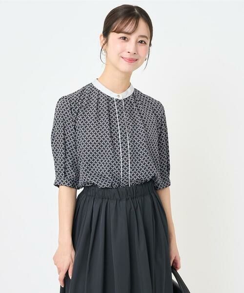 Maison de CINQ / メゾン ドゥ サンク シャツ・ブラウス | 【小さいサイズ】幾何プリント配色ブラウス/接触冷感/洗濯機で洗える | 詳細2