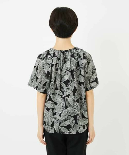 Maison de CINQ / メゾン ドゥ サンク シャツ・ブラウス | ミラクルウェーブリーフプリントブラウス | 詳細6