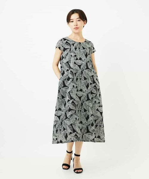 Maison de CINQ / メゾン ドゥ サンク ロング・マキシ丈ワンピース | ミラクルウェーブリーフプリントワンピース | 詳細7