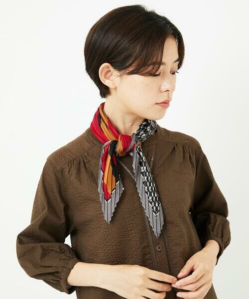 Maison de CINQ / メゾン ドゥ サンク マフラー・ショール・スヌード・ストール | ストライプ幾何プリーツプチスカーフ | 詳細1
