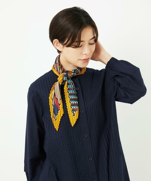 Maison de CINQ / メゾン ドゥ サンク マフラー・ショール・スヌード・ストール | ストライプ幾何プリーツプチスカーフ | 詳細2