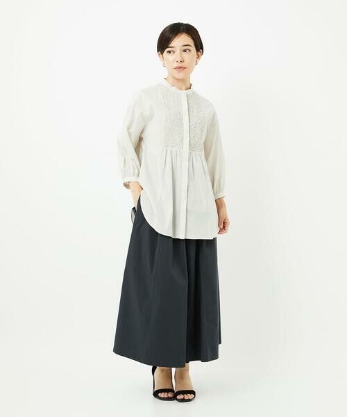 Maison de CINQ / メゾン ドゥ サンク シャツ・ブラウス | バンドカラーシャーリングコットン7分袖ブラウス | 詳細15