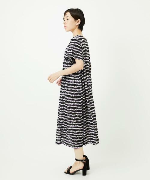 Maison de CINQ / メゾン ドゥ サンク ロング・マキシ丈ワンピース | [日本製]ランダムボーダーAラインジャージーワンピース | 詳細2