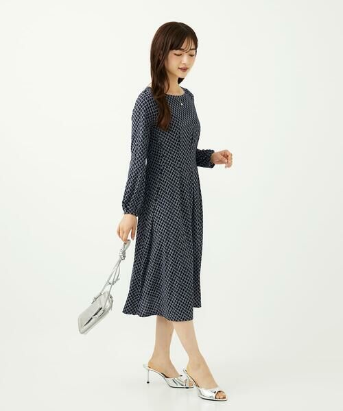 Maison de CINQ / メゾン ドゥ サンク ロング・マキシ丈ワンピース | 【小さいサイズ】タックデザイン幾何柄ワンピース/洗濯機で洗える | 詳細13