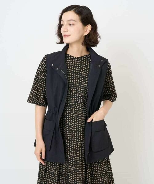 Maison de CINQ / メゾン ドゥ サンク ベスト | ナイロンタスランジレ | 詳細9