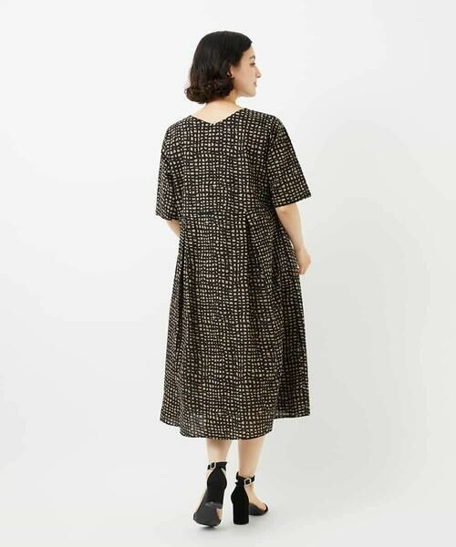 Maison de CINQ / メゾン ドゥ サンク ロング・マキシ丈ワンピース | [日本製]ミラクルウェーブブロックプリントワンピース | 詳細6