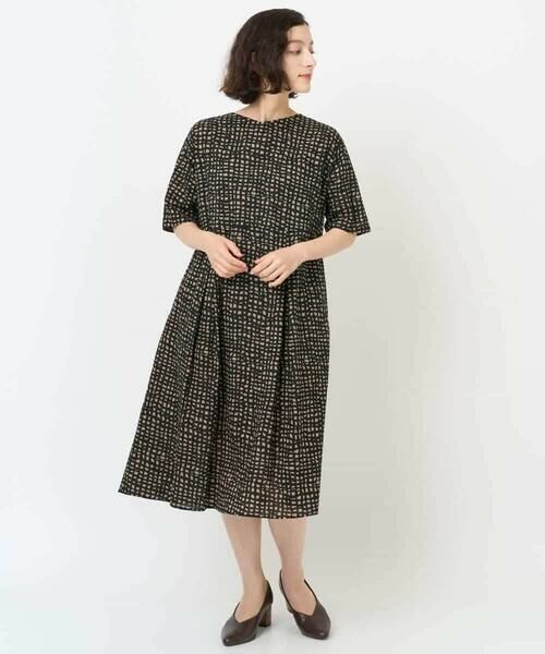 Maison de CINQ / メゾン ドゥ サンク ロング・マキシ丈ワンピース | [日本製]ミラクルウェーブブロックプリントワンピース | 詳細8