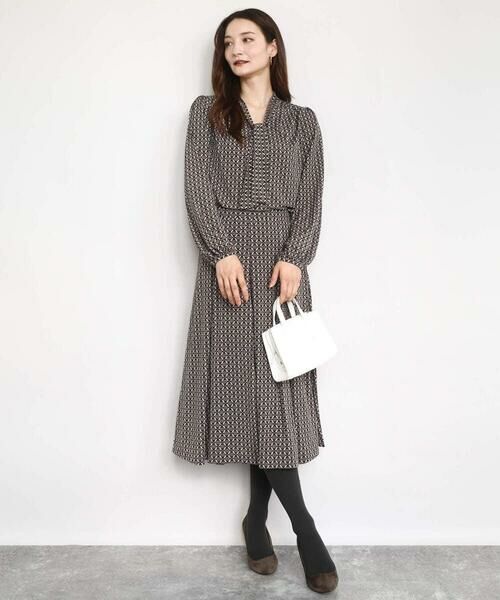 Maison de CINQ / メゾン ドゥ サンク ロング・マキシ丈スカート | 【小さいサイズ】スクエア幾何柄フレアースカート/洗濯機で洗える | 詳細1