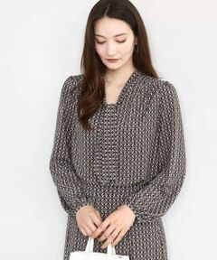 Maison de CINQ / メゾン ドゥ サンク カットソー | 【小さいサイズ】スクエア幾何柄ボウタイカットソー/洗濯機で洗える