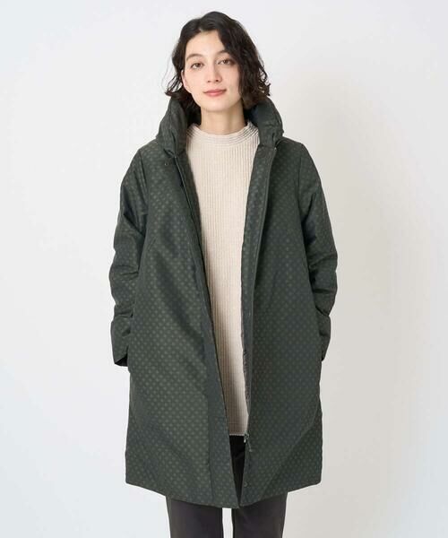 Maison de CINQ / メゾン ドゥ サンク ダウンジャケット・ベスト | シャドードットジャガードダウンコート（カーキ）