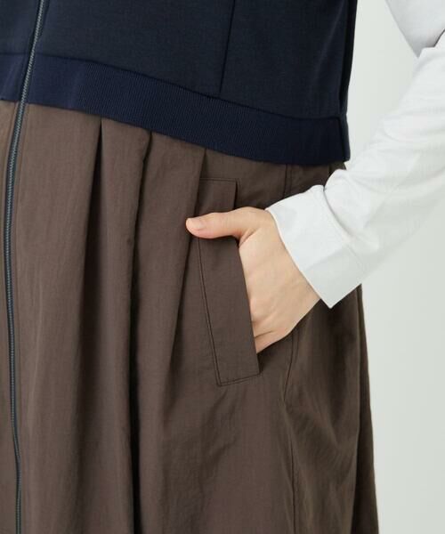 Maison de CINQ / メゾン ドゥ サンク セットアップ | ダンボールタフタドッキングロングジレ | 詳細10