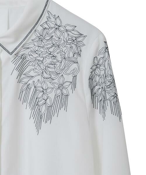 Maison de CINQ / メゾン ドゥ サンク シャツ・ブラウス | 刺繍デザイン長袖ブラウス | 詳細3