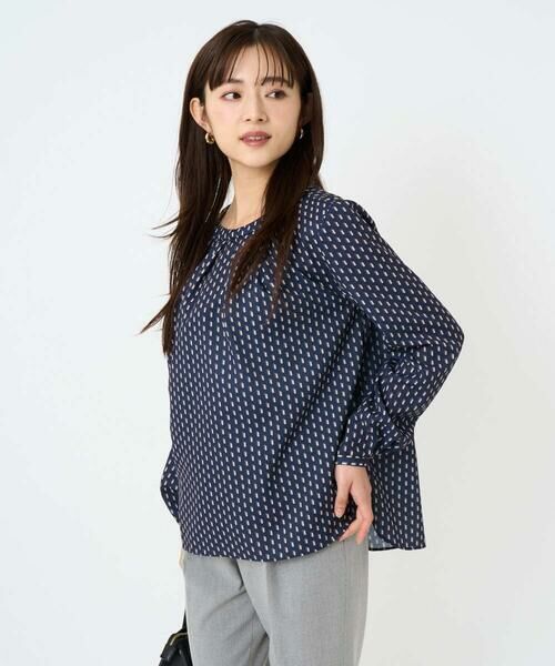 Maison de CINQ / メゾン ドゥ サンク シャツ・ブラウス | 【小さいサイズ】ボウタイ風幾何柄ブラウス/洗濯機で洗える | 詳細2