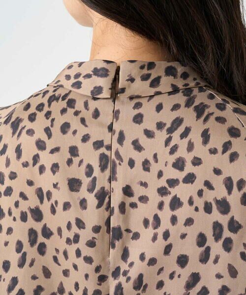 Maison de CINQ / メゾン ドゥ サンク シャツ・ブラウス | [日本製/セットアップ対応]レオパードロールネックブラウス | 詳細12
