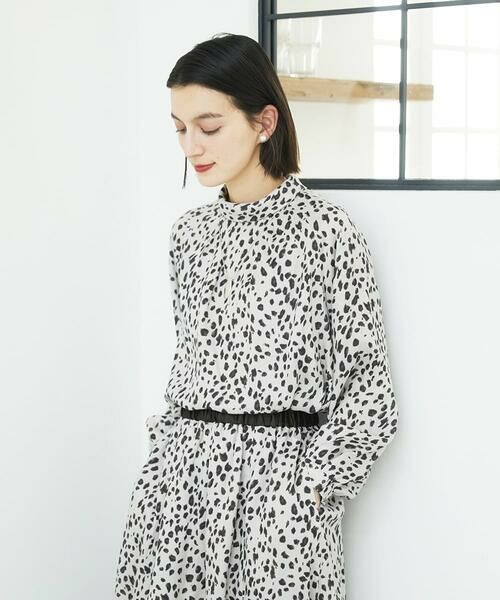 Maison de CINQ / メゾン ドゥ サンク シャツ・ブラウス | [日本製/セットアップ対応]レオパードロールネックブラウス | 詳細2